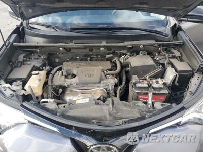 Zdjęcie 12 z 14 samochodu: 2017 TOYOTA RAV4 LE VIN:JTMZFREV0HJ109238 - miniatura