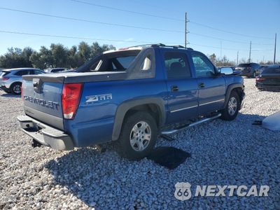 Trzecie zdjęcie samochodu z tyłu: 2004 CHEVROLET AVALANCHE C1500 VIN:3GNEC12T14G164506 - miniatura