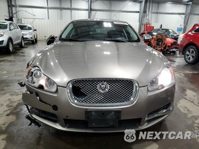 Piąte zdjęcie samochodu w środku: 2011 JAGUAR XF SUPERCHARGED VIN:SAJWA0HE2BMR91707 - miniatura