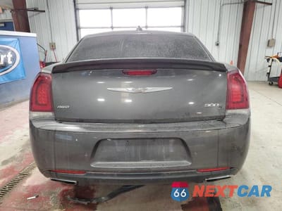 Zdjęcie 6 z 12 samochodu: 2017 CHRYSLER 300 S VIN:2C3CCAGG9HH603909 - miniatura