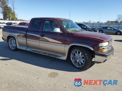 Czwarte zdjęcie samochodu z boku: 1999 CHEVROLET SILVERADO C1500 VIN:2GCEC19T3X1274470 - miniatura