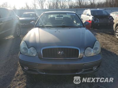 Piąte zdjęcie samochodu w środku: 2004 HYUNDAI SONATA GL VIN:KMHWF25H24A927936 - miniatura