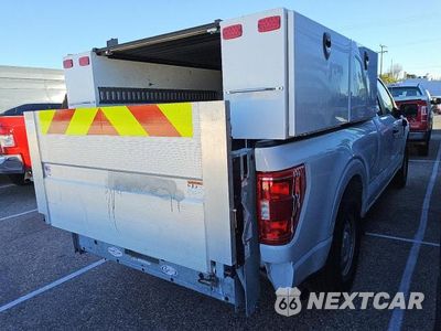 Trzecie zdjęcie samochodu z tyłu: 2023 FORD F150 SUPER CAB VIN:1FTEX1C85PKE05469 - miniatura