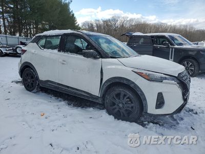 Czwarte zdjęcie samochodu z boku: 2021 NISSAN KICKS SR VIN:3N1CP5DV8ML473880 - miniatura