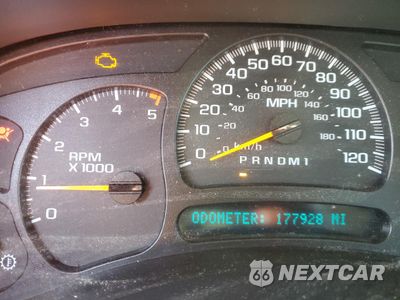 Zdjęcie 9 z 14 samochodu: 2006 CHEVROLET SILVERADO K2500 HEAVY DUTY VIN:1GCHK23D76F178663 - miniatura