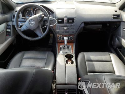 Zdjęcie 8 z 14 samochodu: 2010 MERCEDES-BENZ C 300 4MATIC VIN:WDDGF8BB2AR131072 - miniatura