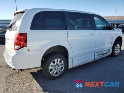 Trzecie zdjęcie samochodu z tyłu: 2018 DODGE GRAND CARAVAN SE VIN:2C7WDGBG6JR216706 - miniatura