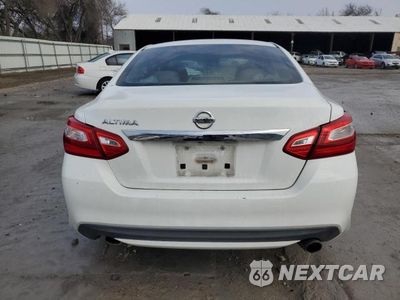 Zdjęcie 6 z 12 samochodu: 2017 NISSAN ALTIMA 2.5 VIN:1N4AL3AP5HN331489 - miniatura