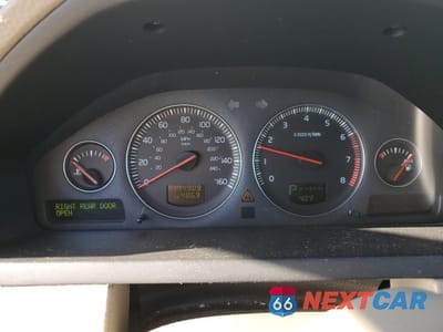 Zdjęcie 9 z 12 samochodu: 2006 VOLVO XC90 VIN:YV4CZ592X61236790 - miniatura