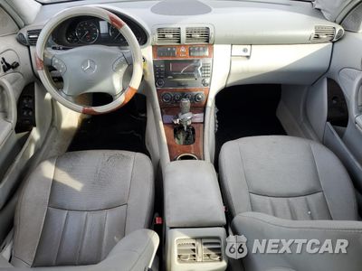Zdjęcie 8 z 13 samochodu: 2006 MERCEDES-BENZ C 280 VIN:WDBRF54H06A839764 - miniatura