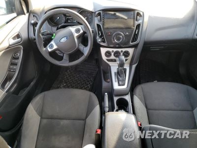 Zdjęcie 8 z 13 samochodu: 2014 FORD FOCUS SE VIN:1FADP3F28EL362001 - miniatura