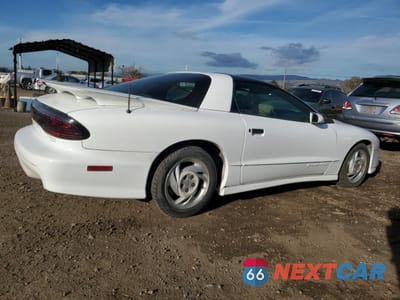 Trzecie zdjęcie samochodu z tyłu: 1997 PONTIAC FIREBIRD FORMULA VIN:2G2FV22P6V2219153 - miniatura