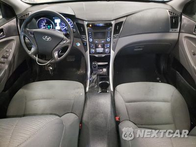 Zdjęcie 8 z 14 samochodu: 2015 HYUNDAI SONATA HYBRID VIN:KMHEC4A45FA135222 - miniatura