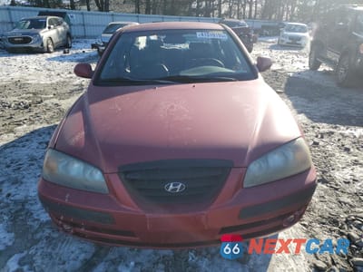Piąte zdjęcie samochodu w środku: 2004 HYUNDAI ELANTRA GLS VIN:KMHDN46D04U737438 - miniatura