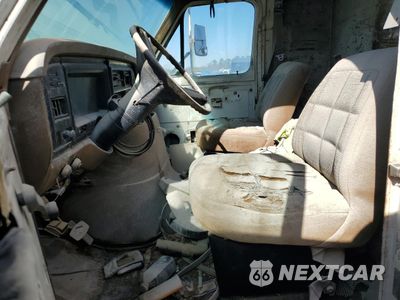 Zdjęcie 7 z 12 samochodu: 1990 FORD ECONOLINE E350 CUTAWAY VAN VIN:1FDKE37H3LHB80230 - miniatura