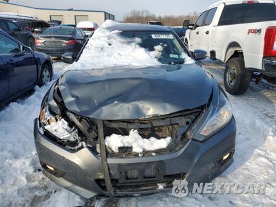 Piąte zdjęcie samochodu w środku: 2018 NISSAN ALTIMA 2.5 VIN:1N4AL3AP1JC104690 - miniatura