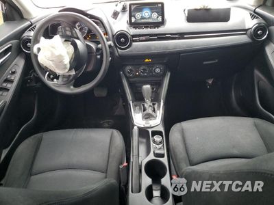 Zdjęcie 8 z 14 samochodu: 2017 TOYOTA YARIS IA VIN:3MYDLBYV6HY170239 - miniatura