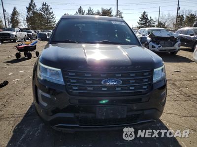 Piąte zdjęcie samochodu w środku: 2017 FORD EXPLORER XLT VIN:1FM5K8DH5HGC84948 - miniatura