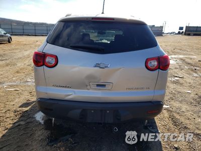 Zdjęcie 6 z 13 samochodu: 2010 CHEVROLET TRAVERSE LS VIN:1GNLREED1AS110516 - miniatura