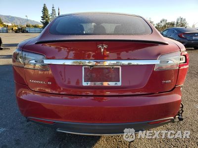 Zdjęcie 6 z 14 samochodu: 2015 TESLA MODEL S 70 VIN:5YJSA1S17FF100429 - miniatura