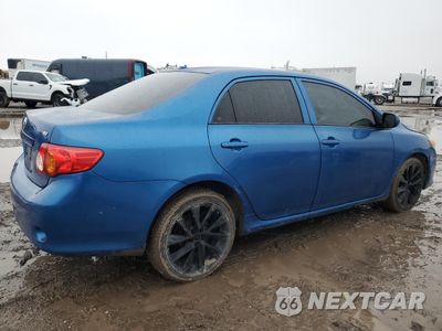 Trzecie zdjęcie samochodu z tyłu: 2010 TOYOTA COROLLA BASE VIN:2T1BU4EE4AC311334 - miniatura