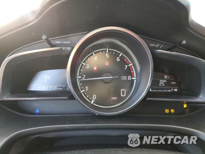 Zdjęcie 9 z 15 samochodu: 2017 MAZDA 3 GRAND TOURING VIN:3MZBN1W38HM127375 - miniatura