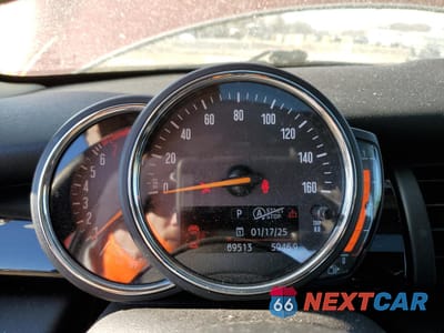 Zdjęcie 9 z 15 samochodu: 2019 MINI COOPER VIN:WMWXU1C54K2J02065 - miniatura