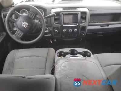 Zdjęcie 8 z 14 samochodu: 2013 RAM 2500 ST VIN:3C6UR5HL2DG518901 - miniatura