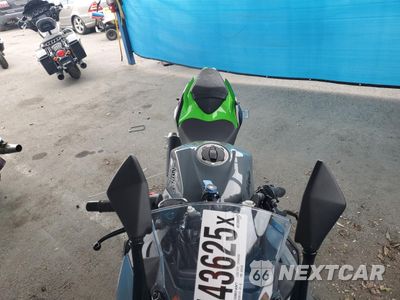 Piąte zdjęcie samochodu w środku: 2019 KAWASAKI EX400 VIN:JKAEXKG14KDA29599 - miniatura