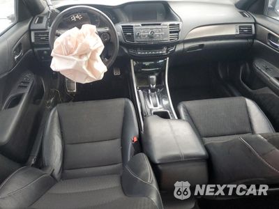 Zdjęcie 8 z 14 samochodu: 2017 HONDA ACCORD SPORT VIN:1HGCR2F55HA043306 - miniatura