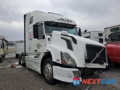 Zdjęcie 9 z 10 samochodu: 2012 VOLVO VN VNL VIN:4V4NC9EJ5CN538790 - miniatura