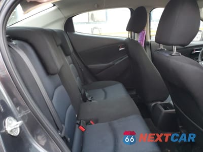 Zdjęcie 10 z 15 samochodu: 2018 TOYOTA YARIS IA VIN:3MYDLBYV4JY330396 - miniatura