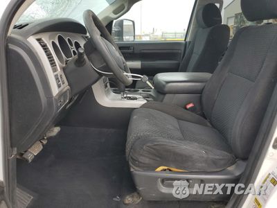 Zdjęcie 7 z 15 samochodu: 2007 TOYOTA TUNDRA CREWMAX SR5 VIN:5TBDV54137S459171 - miniatura