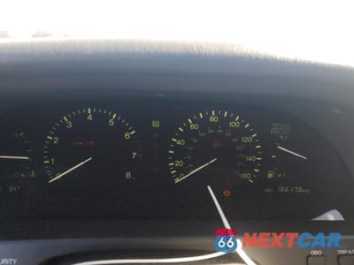 Zdjęcie 9 z 14 samochodu: 1993 LEXUS LS 400 VIN:JT8UF11E9P0179910 - miniatura
