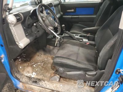 Zdjęcie 7 z 13 samochodu: 2007 TOYOTA FJ CRUISER VIN:JTEBU11F470018948 - miniatura