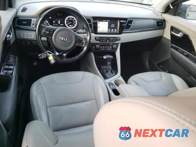 Zdjęcie 8 z 13 samochodu: 2017 KIA NIRO EX TOURING VIN:KNDCE3LC1H5040222 - miniatura