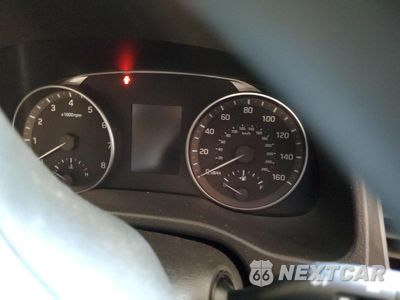 Zdjęcie 9 z 14 samochodu: 2017 HYUNDAI ELANTRA SE VIN:5NPD74LF4HH037068 - miniatura