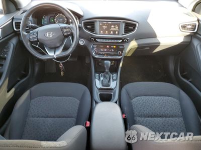 Zdjęcie 8 z 15 samochodu: 2018 HYUNDAI IONIQ SEL VIN:KMHC75LC2JU091046 - miniatura