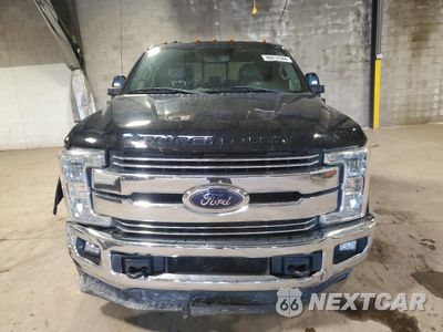 Piąte zdjęcie samochodu w środku: 2017 FORD F350 SUPER DUTY VIN:1FT8W3DT5HEB45640 - miniatura