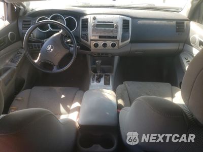 Zdjęcie 8 z 14 samochodu: 2011 TOYOTA TACOMA DOUBLE CAB VIN:5TFLU4EN6BX001127 - miniatura