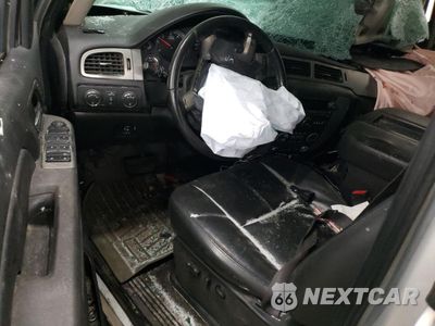 Zdjęcie 8 z 13 samochodu: 2014 CHEVROLET SILVERADO K2500 HEAVY DUTY LTZ VIN:1GC1KYCG8EF187286 - miniatura