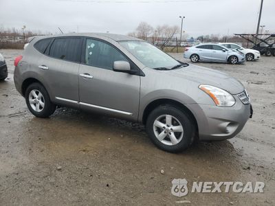 Czwarte zdjęcie samochodu z boku: 2013 NISSAN ROGUE S VIN:JN8AS5MV1DW639884 - miniatura