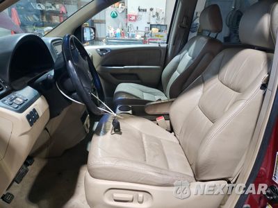 Zdjęcie 7 z 16 samochodu: 2006 HONDA ODYSSEY TOURING VIN:5FNRL38856B037016 - miniatura