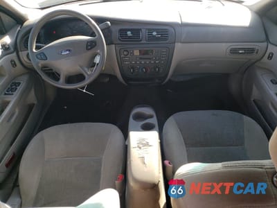 Zdjęcie 8 z 14 samochodu: 2000 FORD TAURUS SE VIN:1FAFP5327YG202472 - miniatura