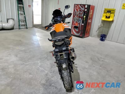 Czwarte zdjęcie samochodu z boku: 2018 KTM 1290 SUPER ADVENTURE R VIN:VBKV59404JM997194 - miniatura