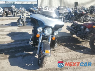 Drugie zdjęcie samochodu z przodu: 2013 HARLEY-DAVIDSON FLHTCU ULTRA CLASSIC ELECTRA GLIDE VIN:1HD1FCM10DB602980 - miniatura