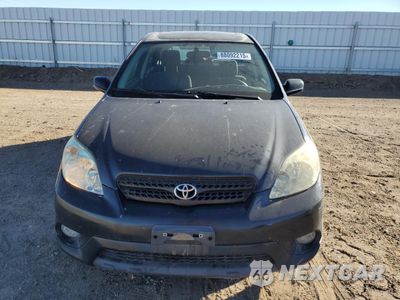 Piąte zdjęcie samochodu w środku: 2005 TOYOTA COROLLA MATRIX XR VIN:2T1KR32E25C415147 - miniatura