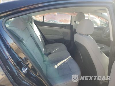 Zdjęcie 10 z 15 samochodu: 2018 HYUNDAI ELANTRA SEL VIN:5NPD84LF4JH304048 - miniatura