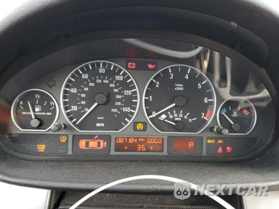 Zdjęcie 9 z 14 samochodu: 2005 BMW 330 XI VIN:WBAEW53425PN39053 - miniatura