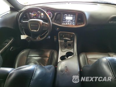 Zdjęcie 8 z 16 samochodu: 2016 DODGE CHALLENGER SXT VIN:2C3CDZAG2GH240498 - miniatura